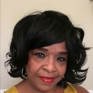 Meet your Posher, Evelyn